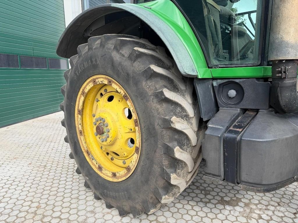 John Deere 7720 PQ - No TLS - Good Condition Tractoare