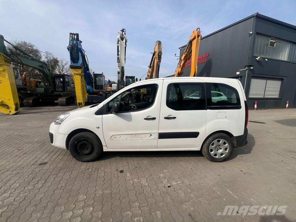 Peugeot Partner Tepee Kistehergépjárművek