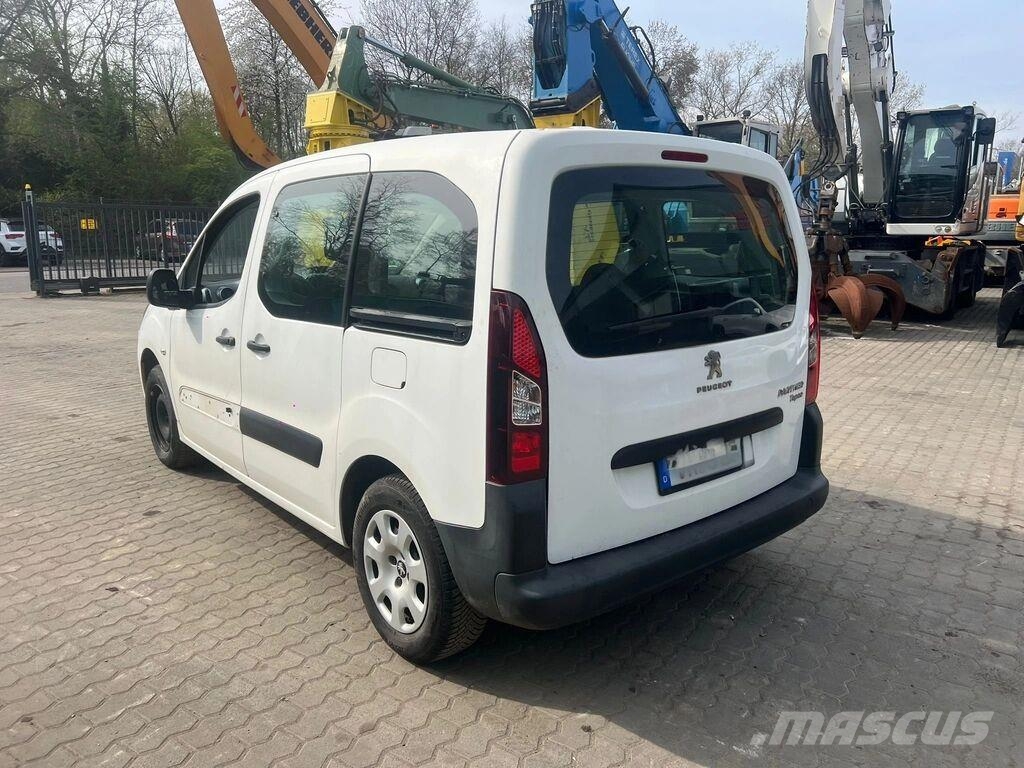 Peugeot Partner Tepee Kistehergépjárművek