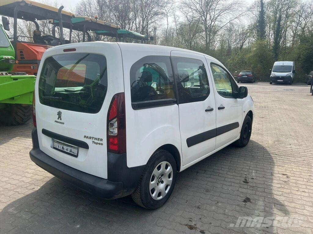 Peugeot Partner Tepee Kistehergépjárművek
