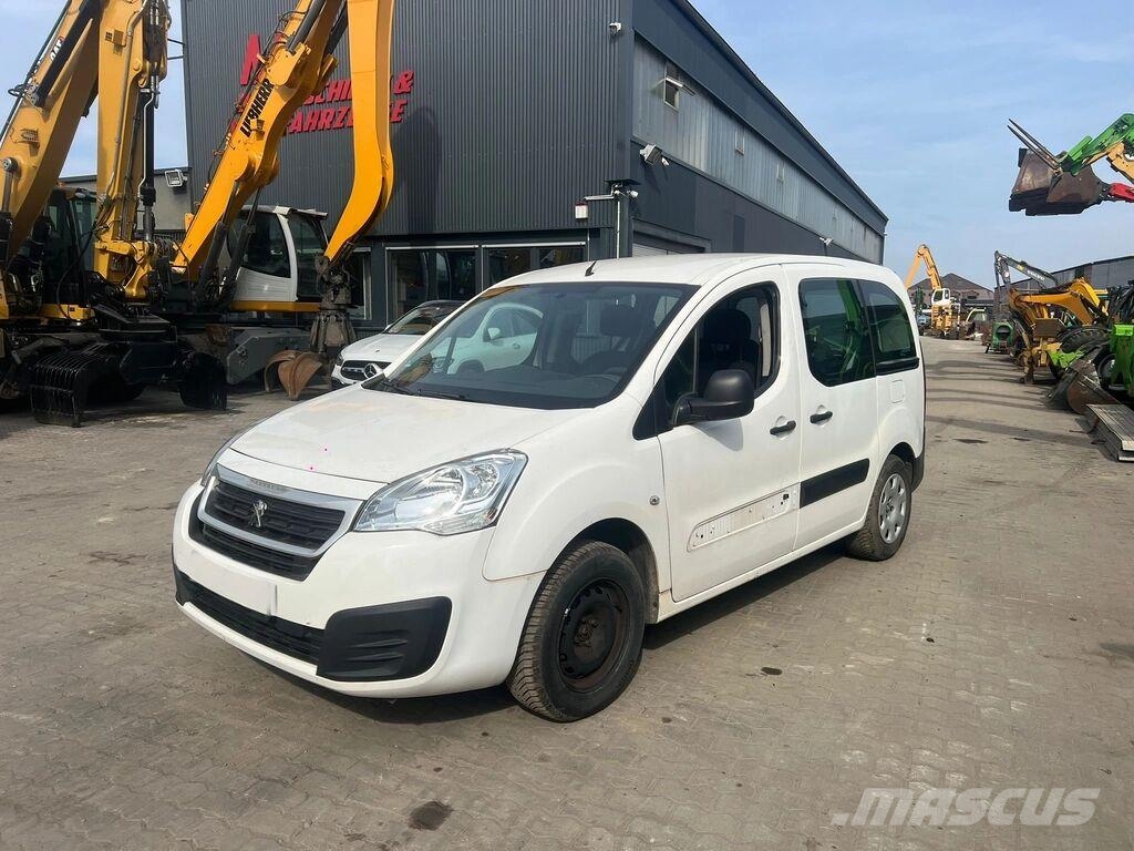 Peugeot Partner Tepee Kistehergépjárművek