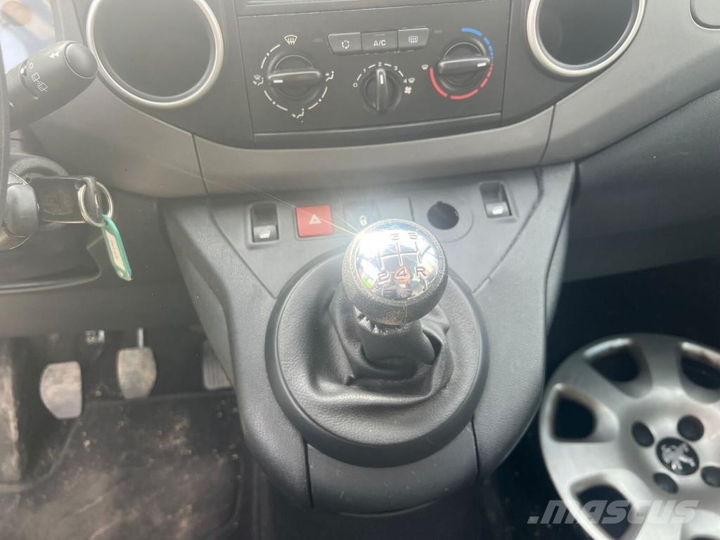 Peugeot Partner Tepee Kistehergépjárművek