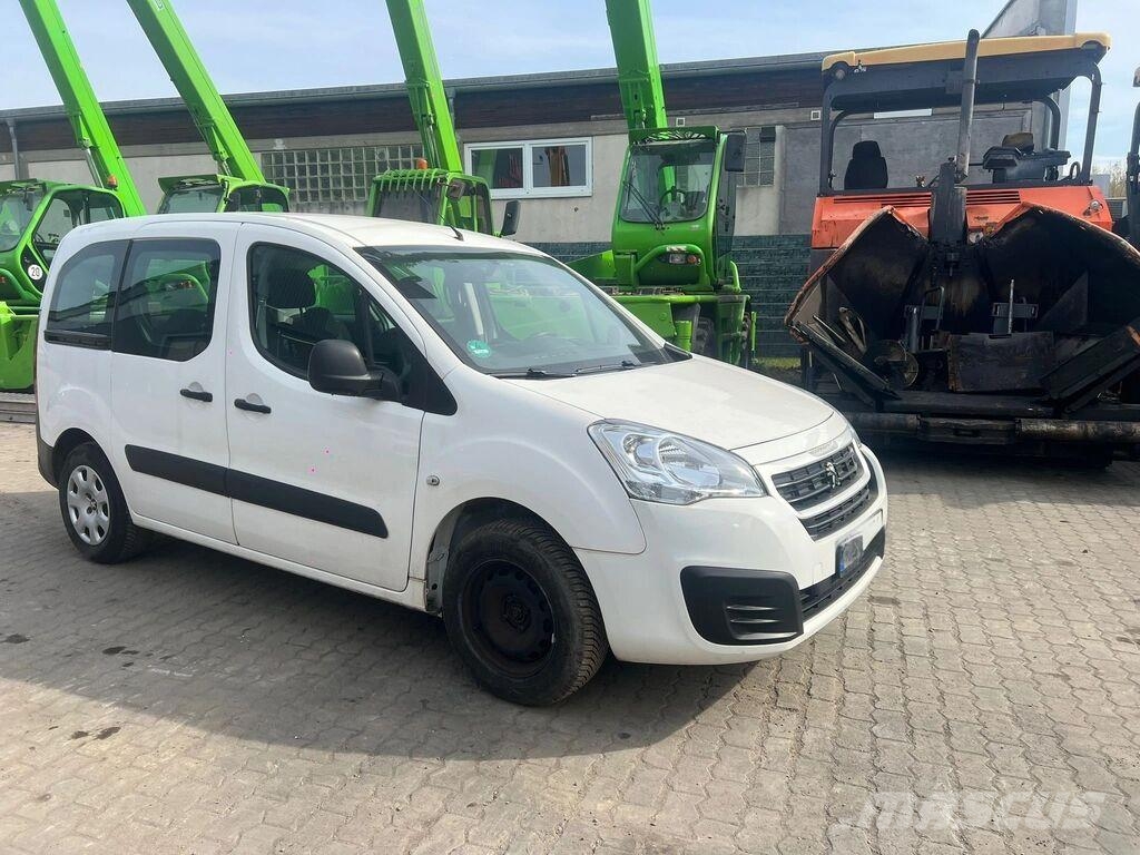 Peugeot Partner Tepee Kistehergépjárművek