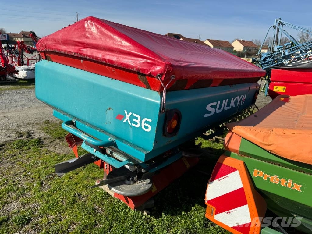 Sulky X36 Flüssigdüngerstreuer