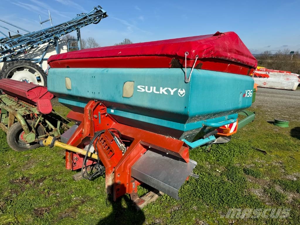 Sulky X36 Flüssigdüngerstreuer