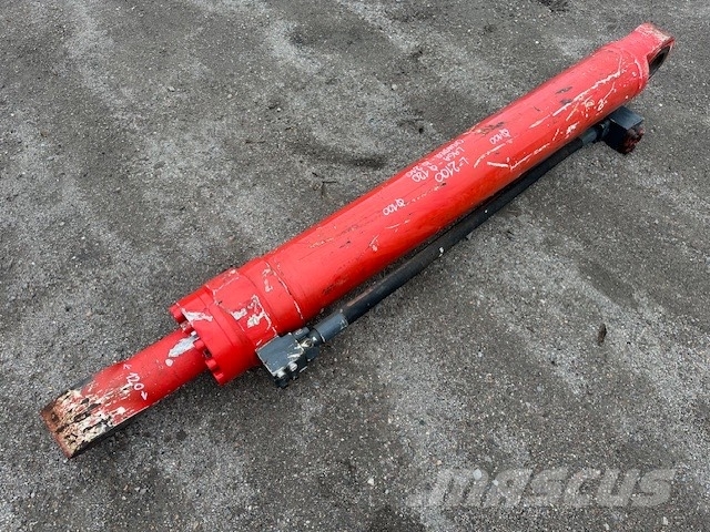 O&K RH 20.5 SIŁOWNIK ŁYŻKI هيدروليات