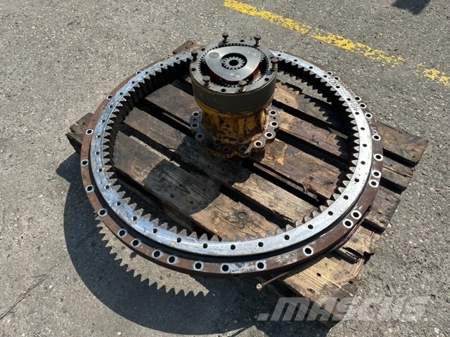 CAT 311 C REDUKTOR OBROTU Z WIEŃCEM Коробка передач