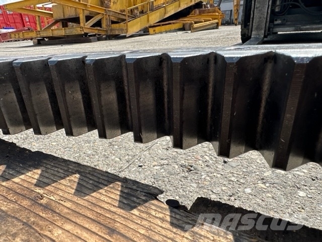 CAT 311 C REDUKTOR OBROTU Z WIEŃCEM Коробка передач