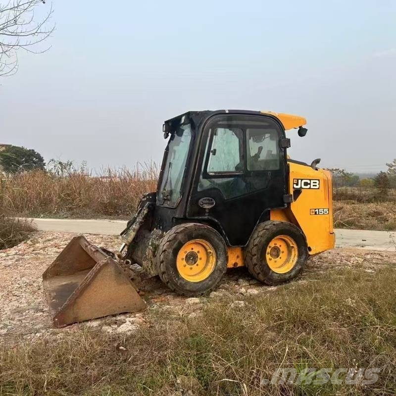 JCB 155 Kompaktlaadurid