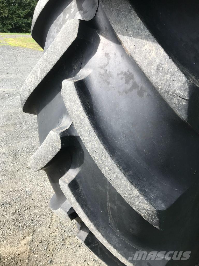 John Deere 6230 R Traktorid