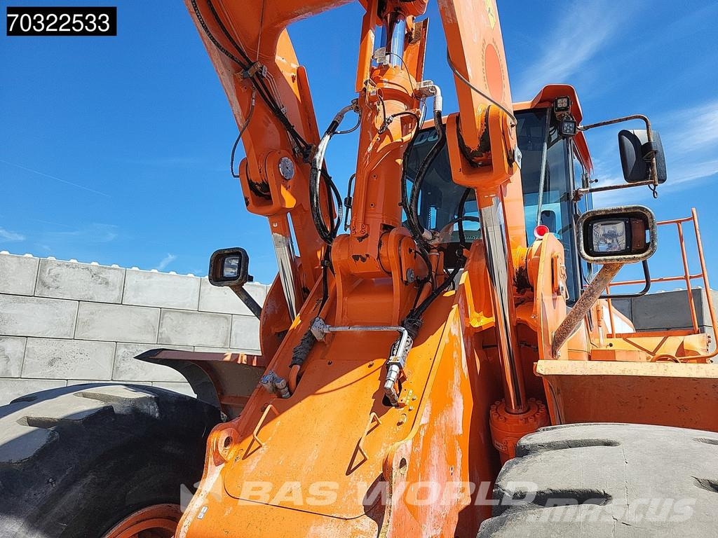 Doosan DL550 -5 Incarcator pe pneuri