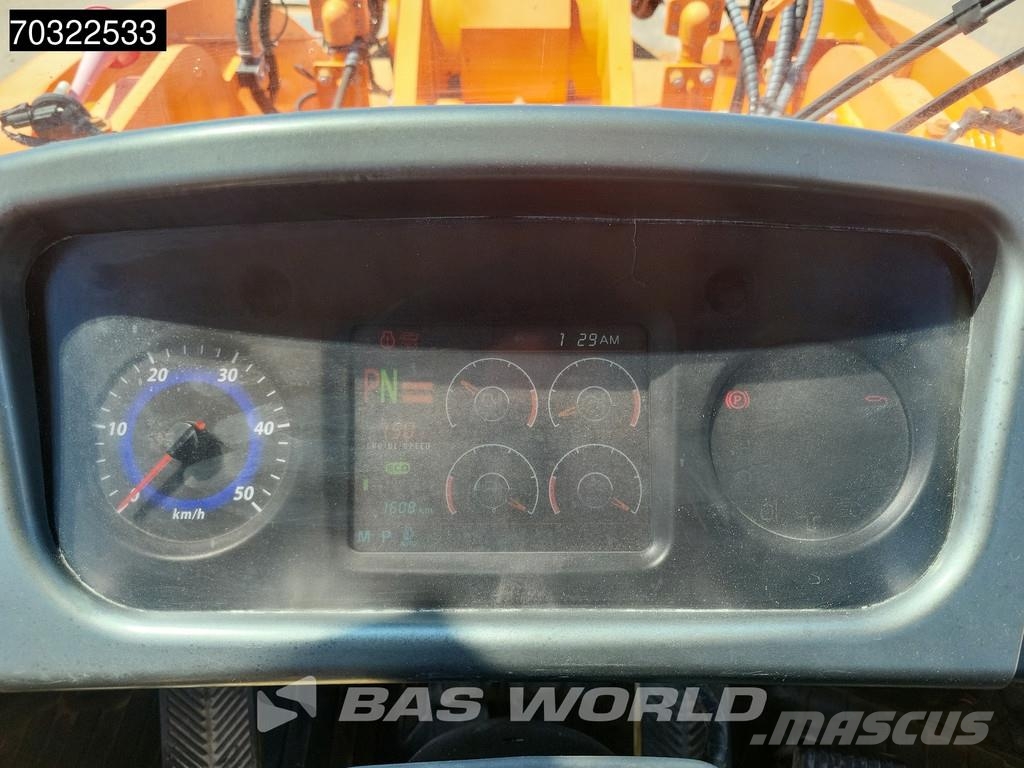 Doosan DL550 -5 Incarcator pe pneuri