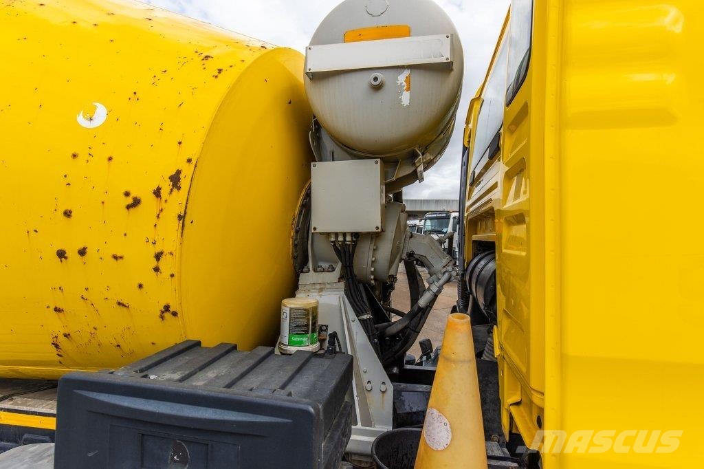 MAN TGS 37.360 BB - LIEBHERR 10M3 Concrete trucks