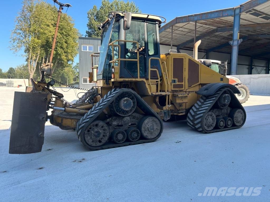 John Deere HSD 764 Buldozer sobre oruga