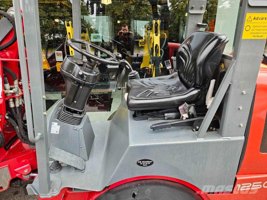 Weidemann 1250 cx35 Mini loaders
