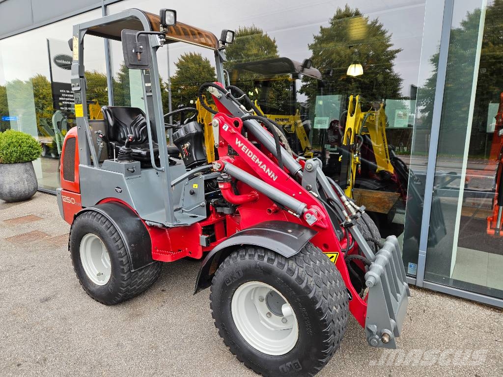 Weidemann 1250 cx35 Mini loaders