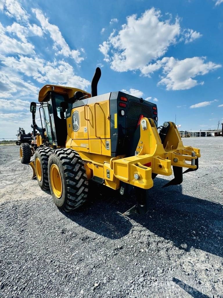 DEERE 672G Grejderi