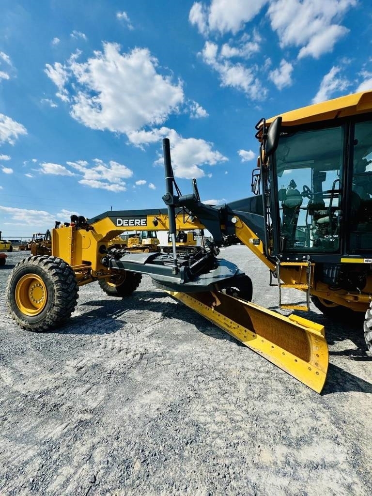 DEERE 672G Grejderi