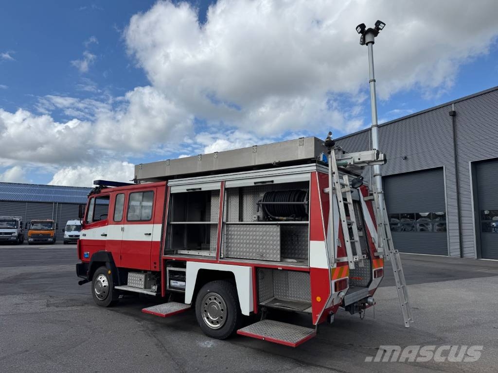 Mercedes-Benz 1117 4x2 Fire truck Paloautot