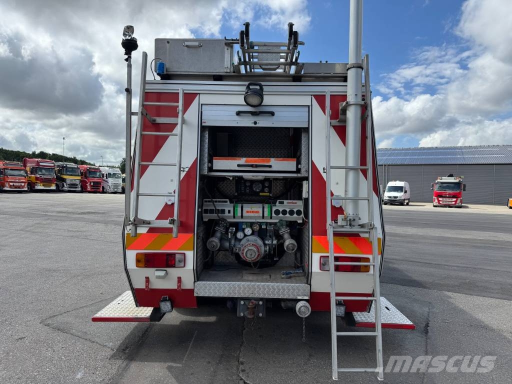 Mercedes-Benz 1117 4x2 Fire truck Paloautot