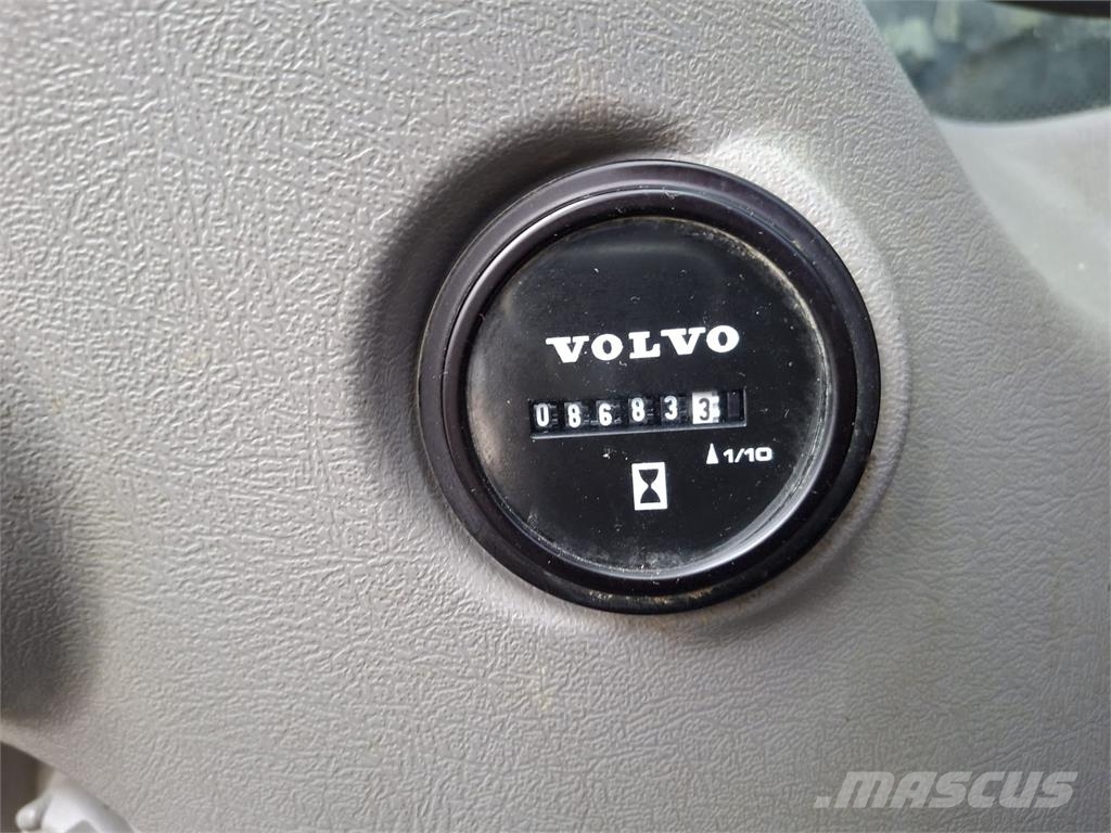Volvo EC220EL -HYVÄT VARUSTEET- Pásová rýpadla