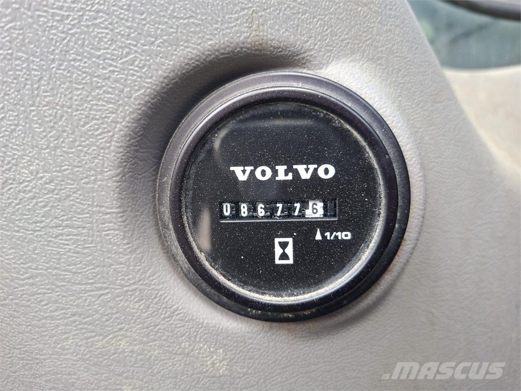 Volvo EC220EL -HYVÄT VARUSTEET- Lánctalpas kotrók