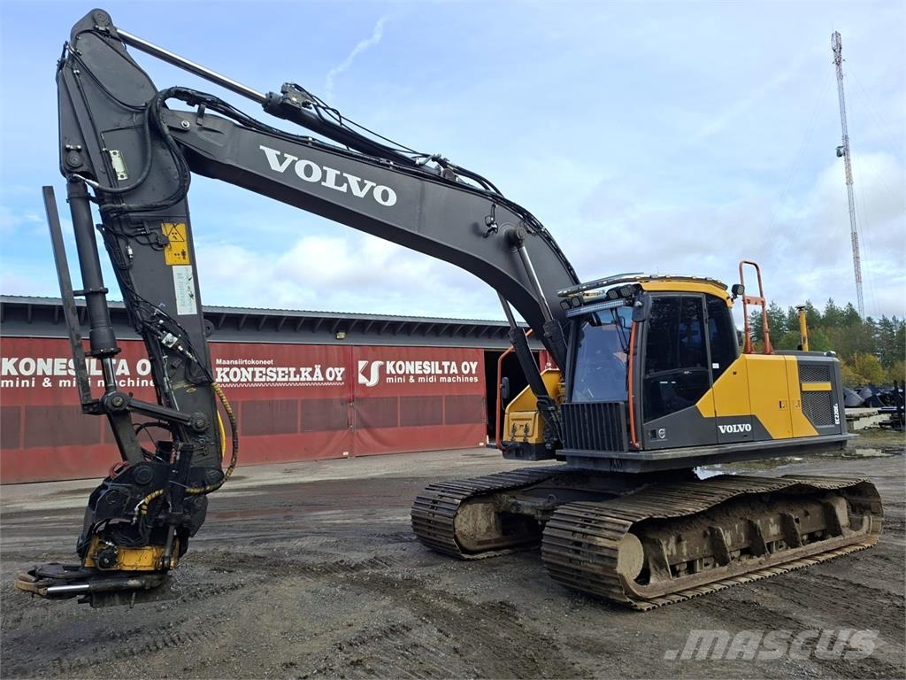 Volvo EC220EL -HYVÄT VARUSTEET- Lánctalpas kotrók
