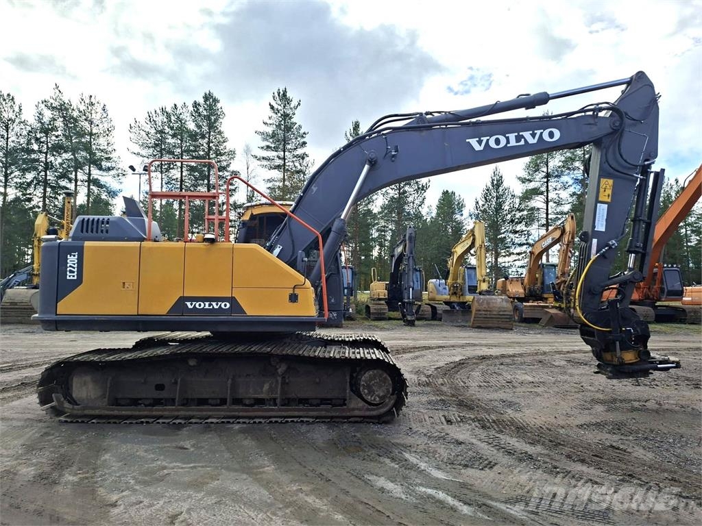 Volvo EC220EL -HYVÄT VARUSTEET- Lánctalpas kotrók