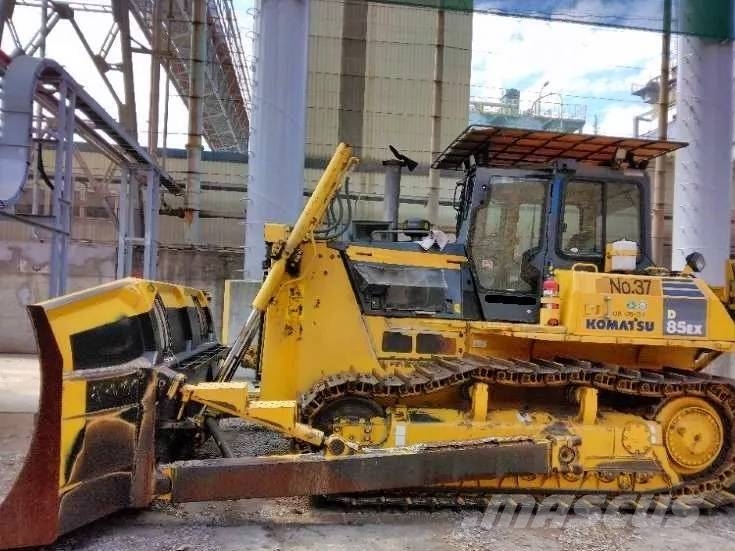 Komatsu D 85 E Vikšriniai buldozeriai