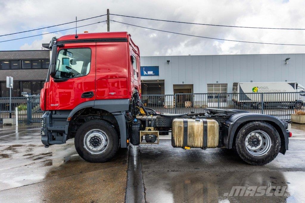 Mercedes-Benz AROCS 1846 BLS+HYDR Vetopöytäautot
