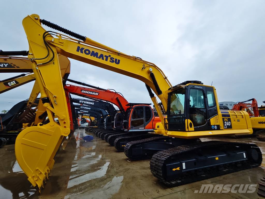 Komatsu PC240 Kāpurķēžu ekskavatori