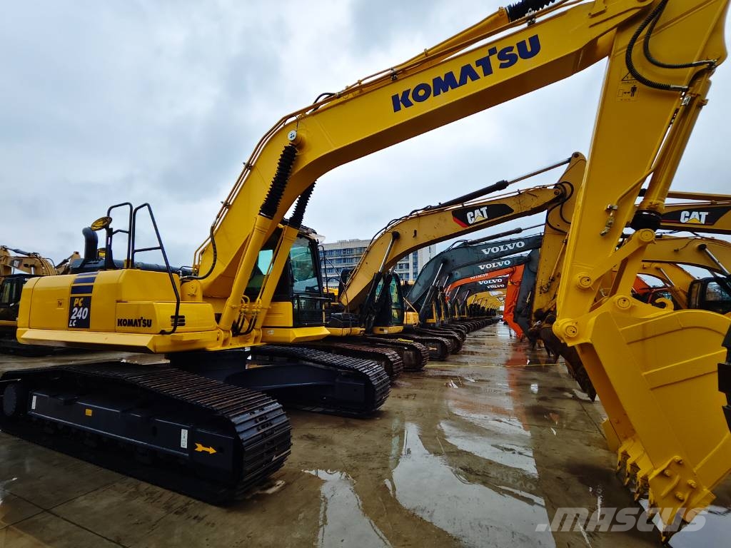 Komatsu PC240 Kāpurķēžu ekskavatori