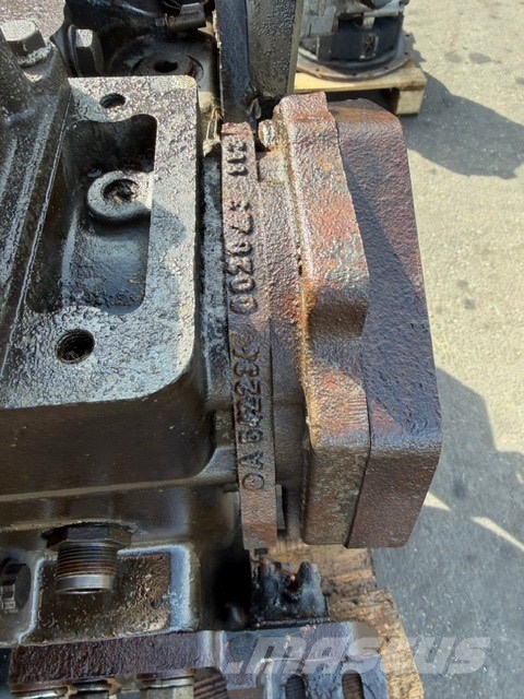 Doppstadt AK 530 MERCEDES BENZ OM 542 FIRE DEMAGED ENGINE Дробилки древесины