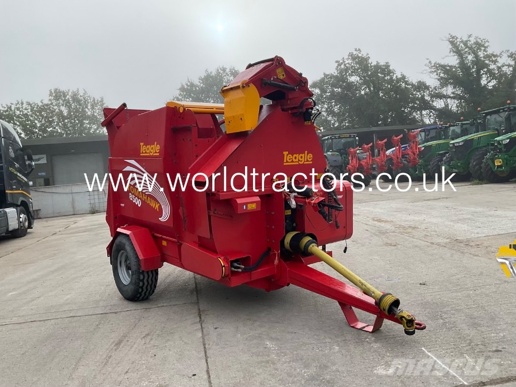 TEAGLE TOMAHAWK 8500SC Balenhakselaars, -snijders en -afwikkelaars