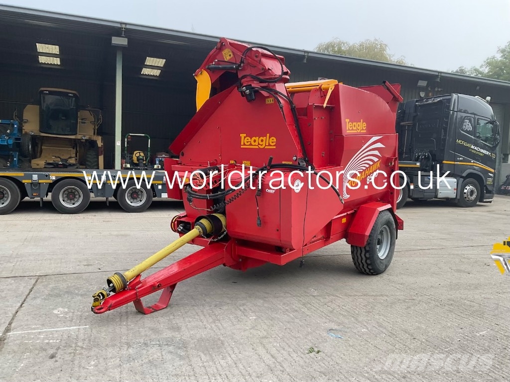 TEAGLE TOMAHAWK 8500SC Balenhakselaars, -snijders en -afwikkelaars
