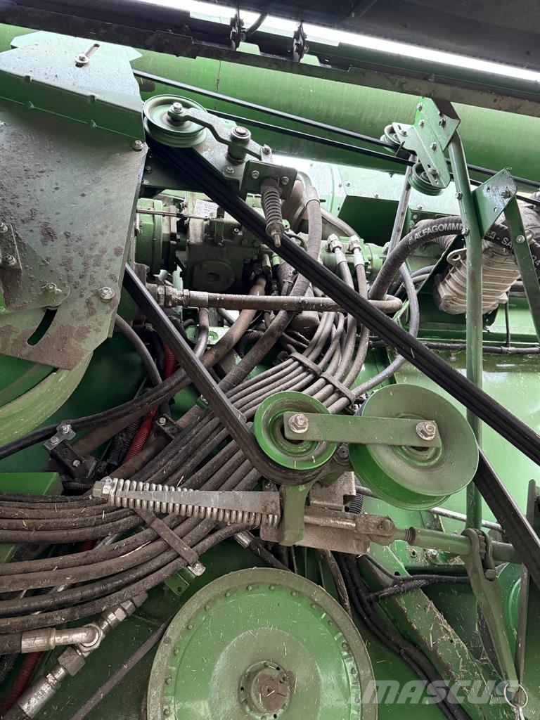 John Deere T560i HM Combine harvesters