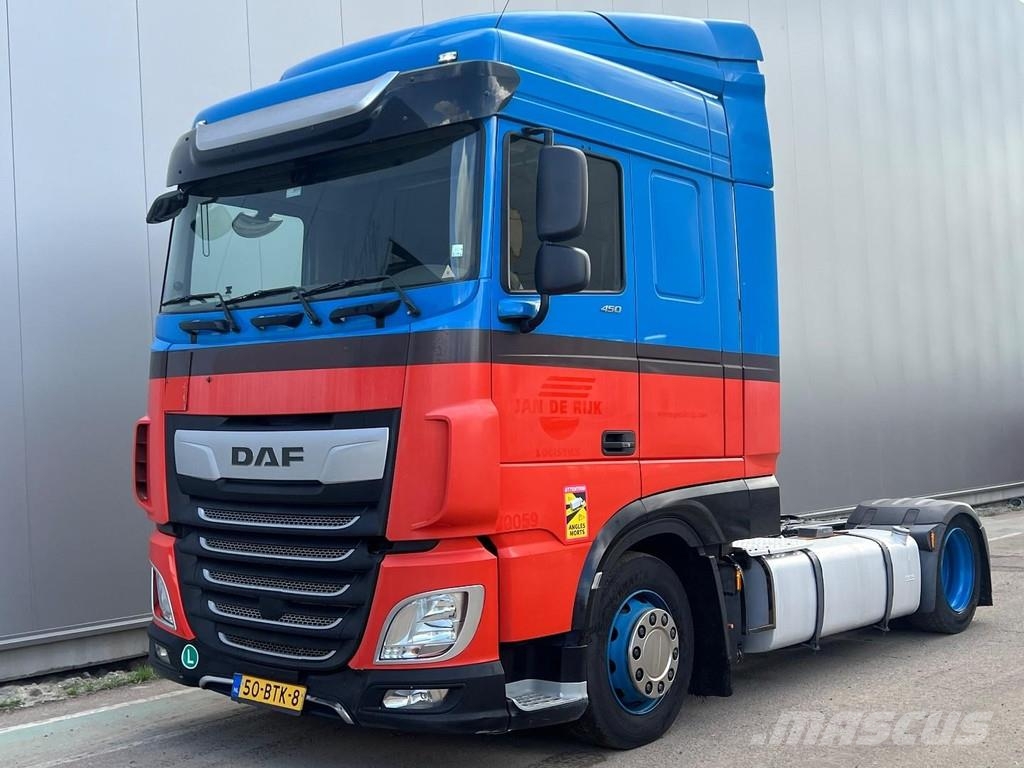 DAF XF 450 4X2 EURO 6 MEGA Trekkers