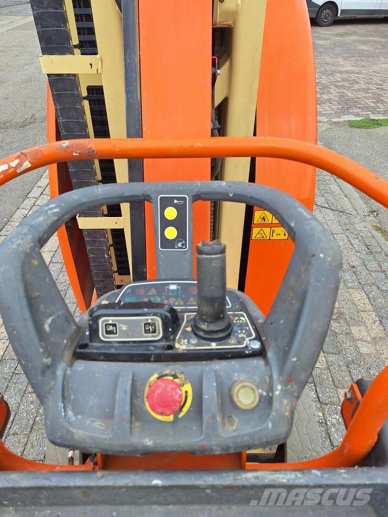 JLG T10E T10E Nacelles télescopiques