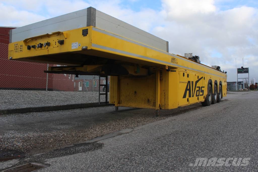 AMT IN300 3 akslet innenlader Inne naczepy