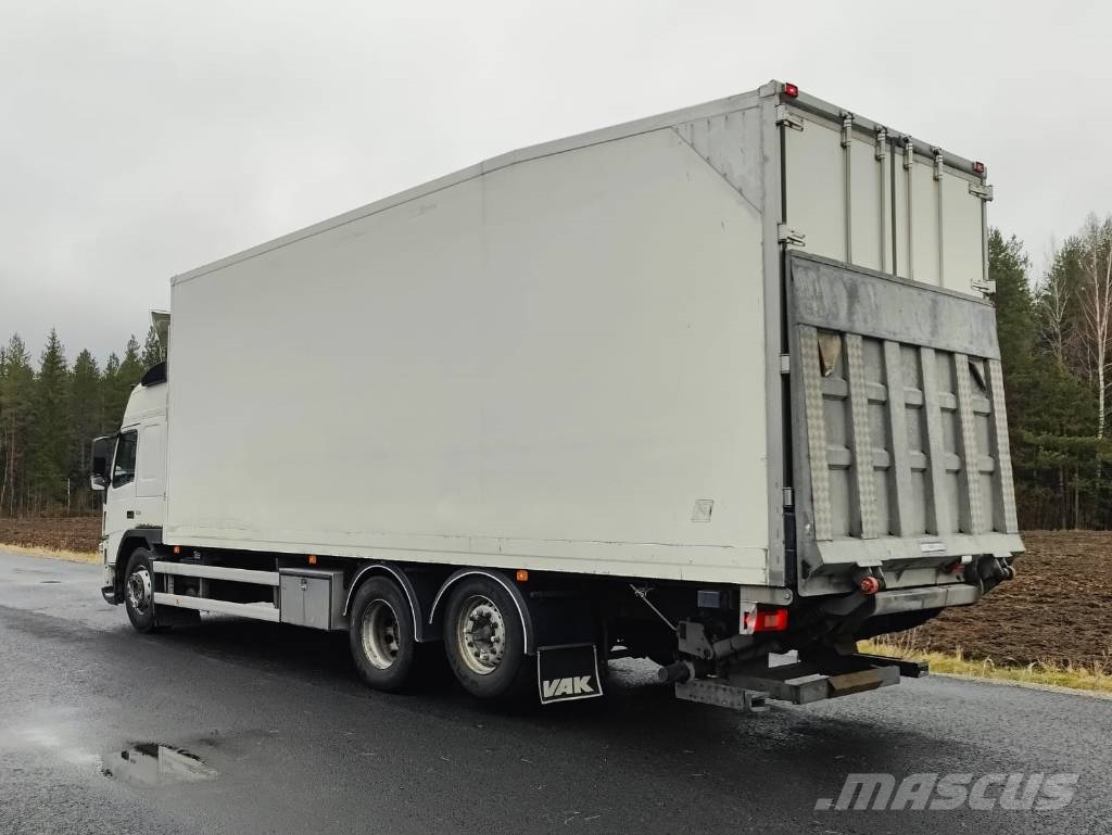 Volvo FM 13 Camiones con caja de remolque