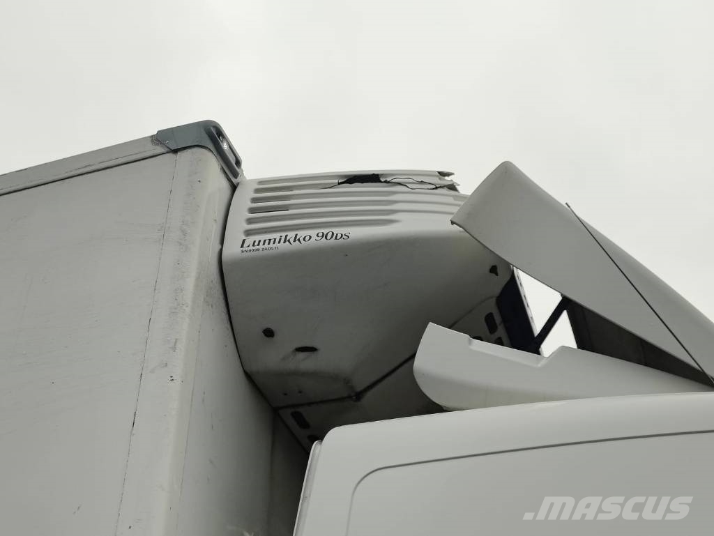 Volvo FM 13 Camiones con caja de remolque