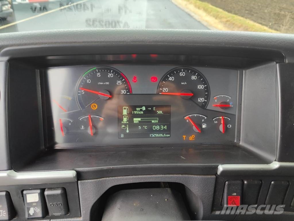 Volvo FM 13 Camiones con caja de remolque