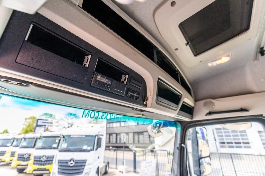 Mercedes-Benz AROCS ( No Actros) 1846 LS Tractor Units