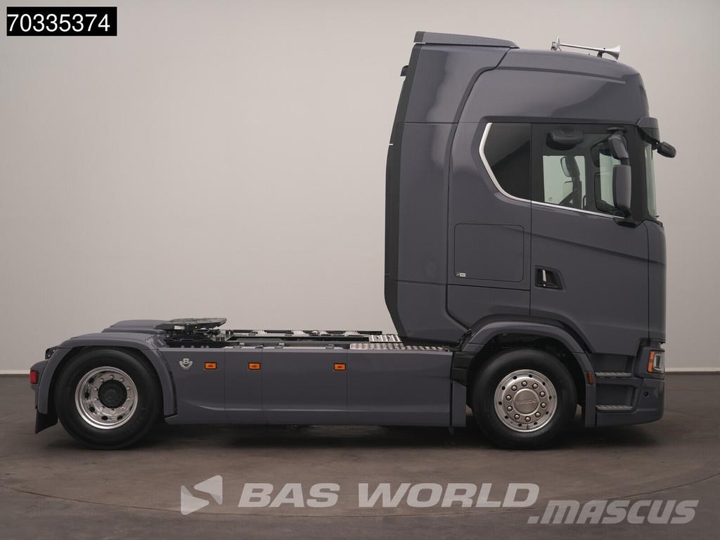 Scania S660 S 4X2 V8 Retarder Full-Air 2x Tanks Standklim Trekkers