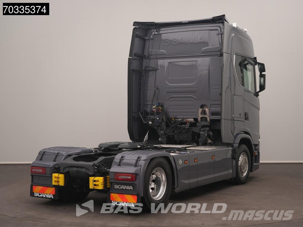 Scania S660 S 4X2 V8 Retarder Full-Air 2x Tanks Standklim Trekkers