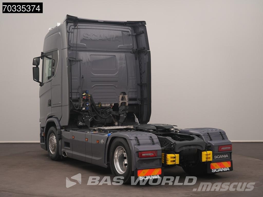 Scania S660 S 4X2 V8 Retarder Full-Air 2x Tanks Standklim Trekkers
