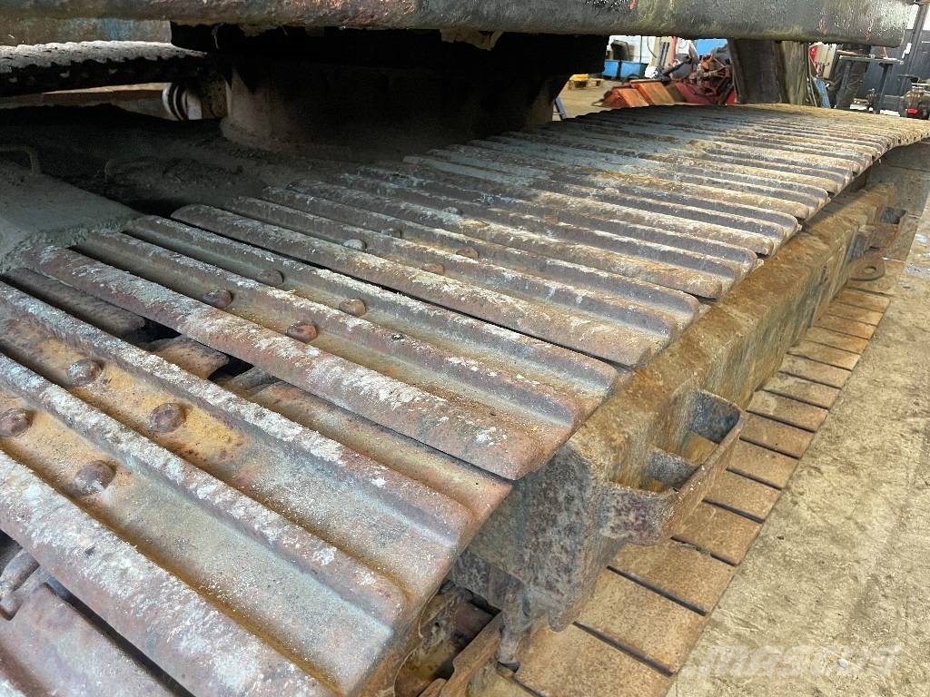 Åkerman H 7 B Dismantled. Only specific spare parts Rupsgraafmachines