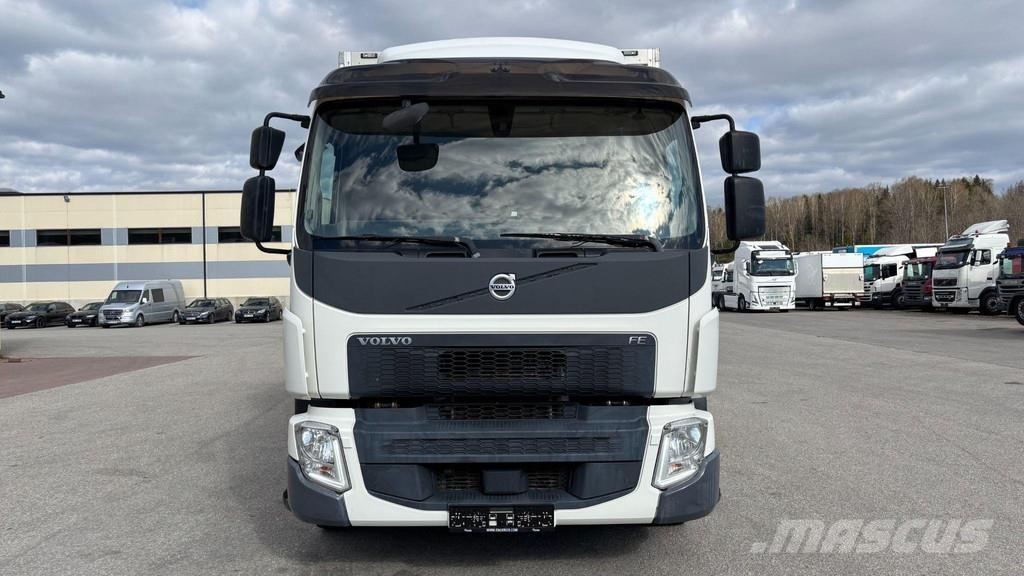 Volvo FE 320 4x2 EURO6 Camion Fourgon