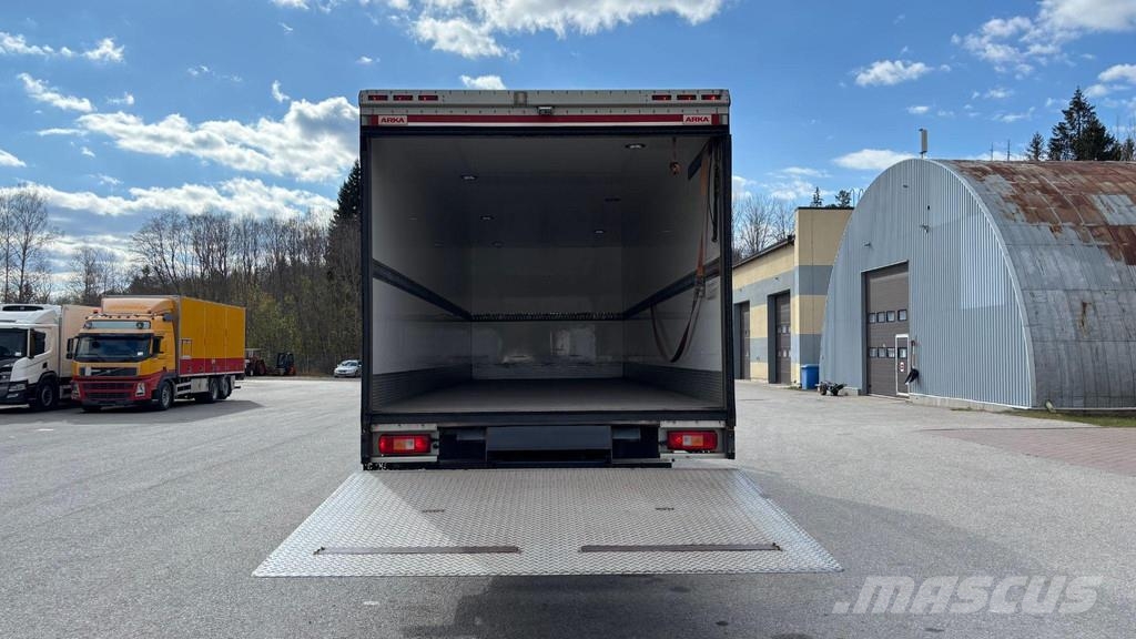 Volvo FE 320 4x2 EURO6 Camion Fourgon