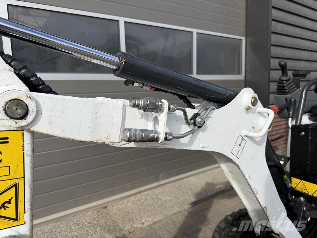 Bobcat E10 z minigraver 2024 158 uur HYDR wissel Minigraafmachines < 7t